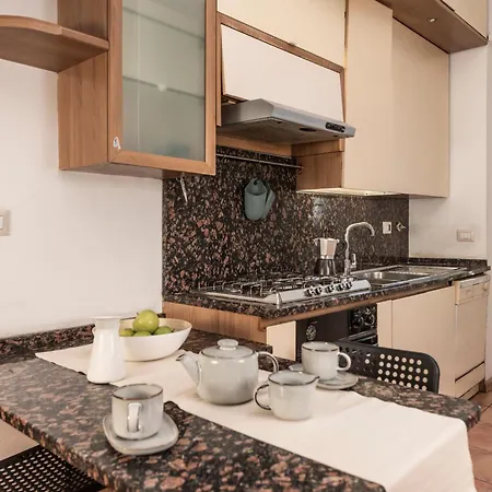 Spazioso Vicino Eur Apartment Rome
