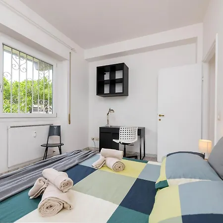Spazioso Vicino Eur Rome