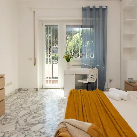 Spazioso Vicino Eur Apartment