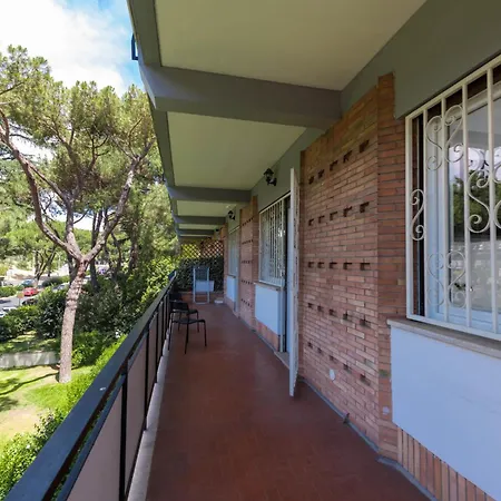 Spazioso Vicino Eur Apartment