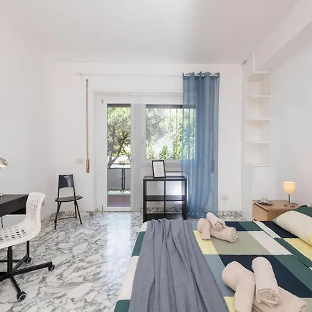 Spazioso Vicino Eur Apartment