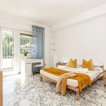 Spazioso Vicino Eur Apartment Rome