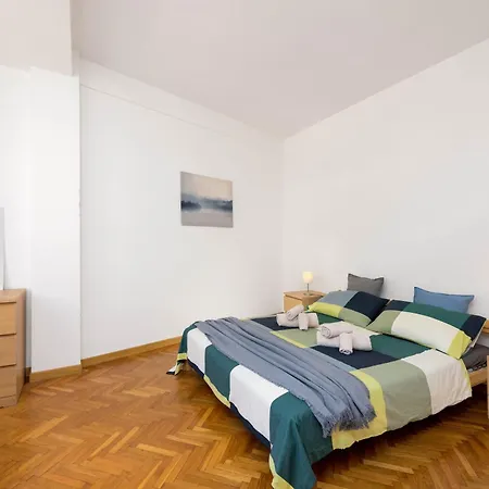 Spazioso Vicino Eur Apartment Rome